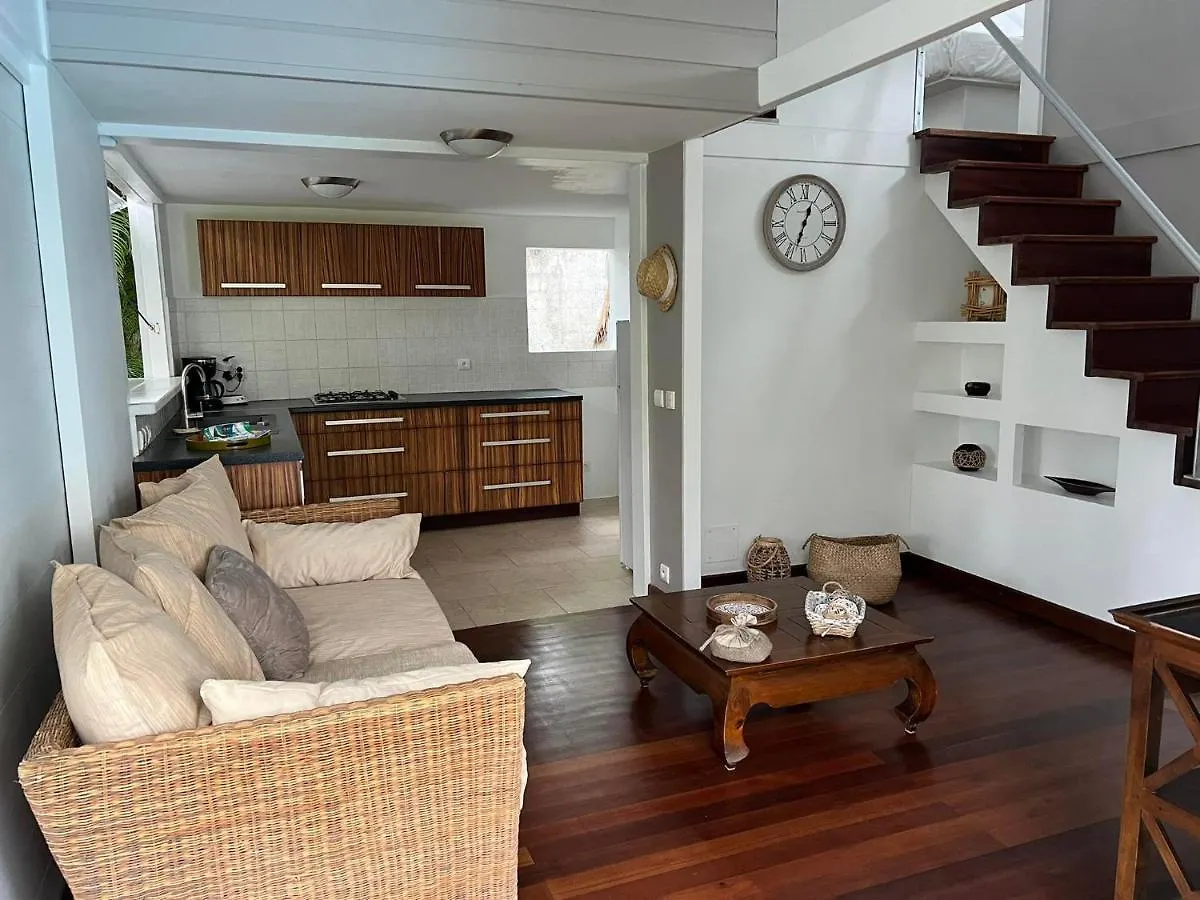 Le Cottage Sainte-Rose 0*,